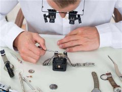 揭秘：欧米茄表蒙划痕修复的秘诀与技巧大揭晓